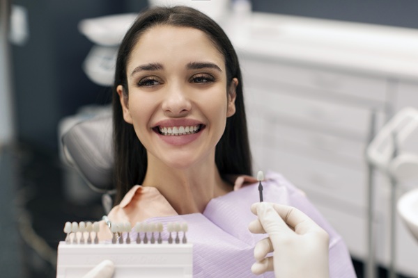 Dental Veneers: What They Treat And How Long Results Can Last